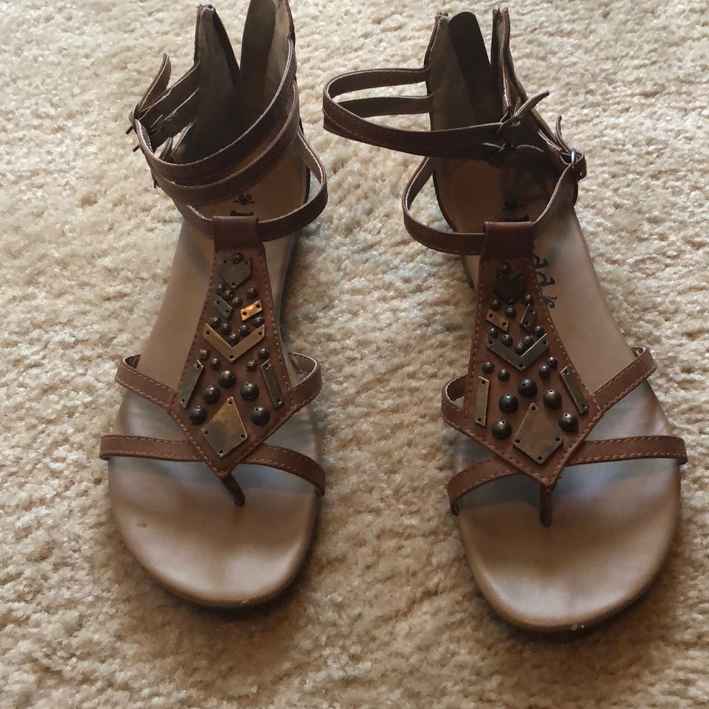 Short gladiator Sandals